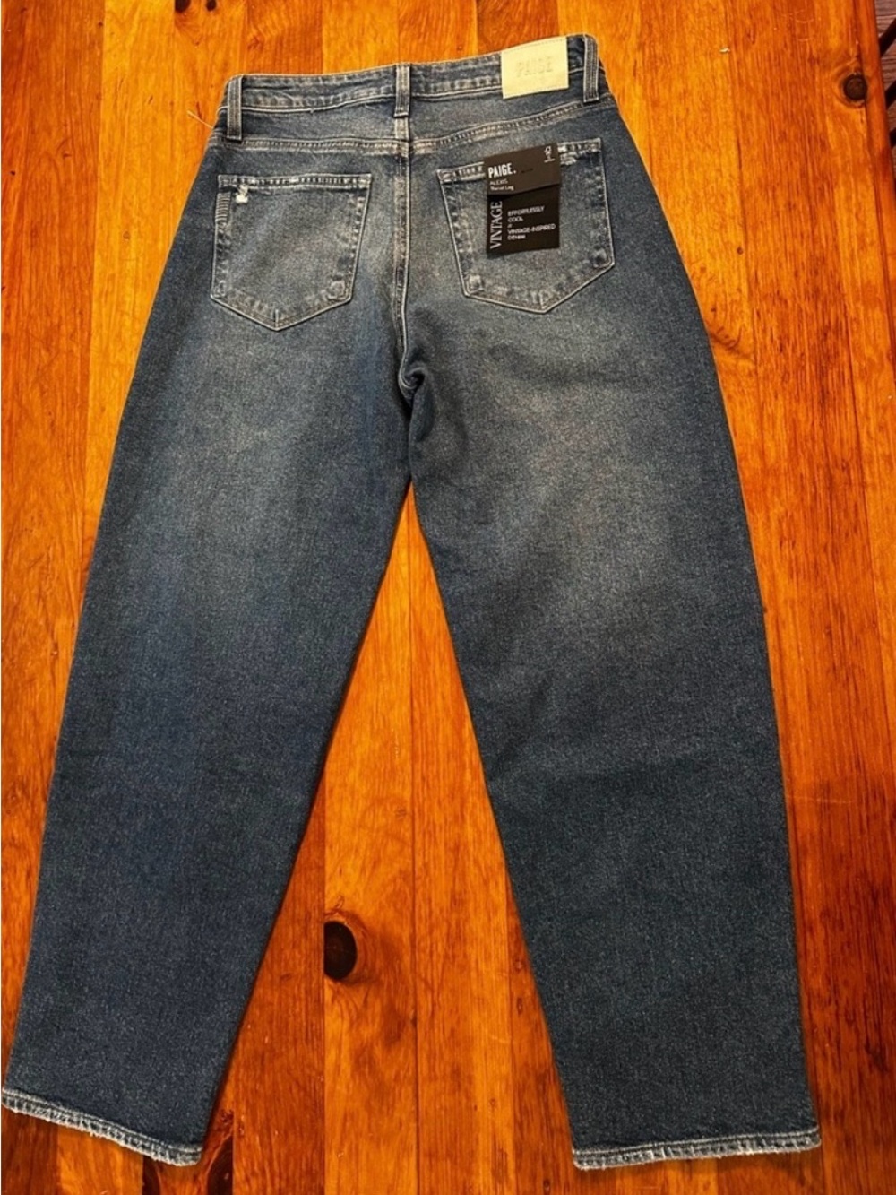 PAIGE Alexis Barrel Jeans - Picture 5 of 7